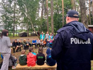 spotkanie z harcerzami w bazie obozowej