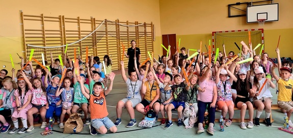 pamiątkowe zdjęcie SP Tereszewo