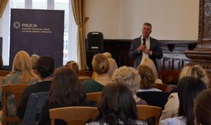 wystąpienie podczas konferencji